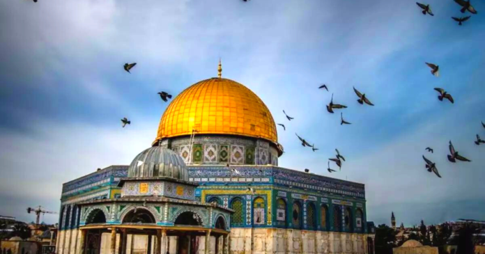 Muslim world condemns Israeli minister's entry into Al-Aqsa mosque as 